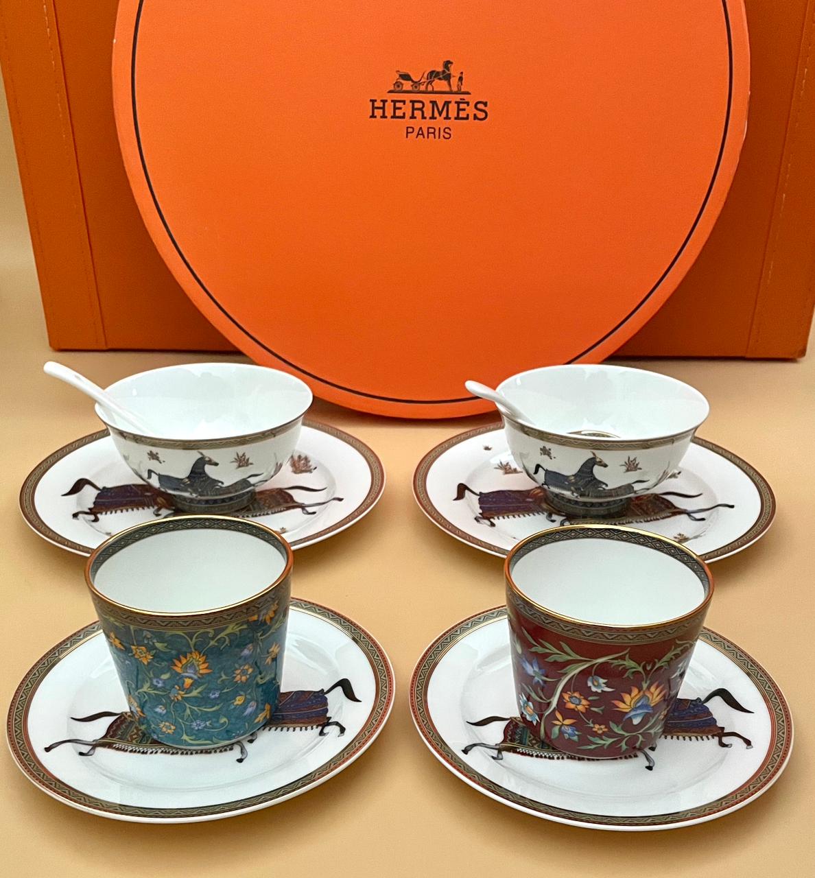 Hermes mini set for 2 person